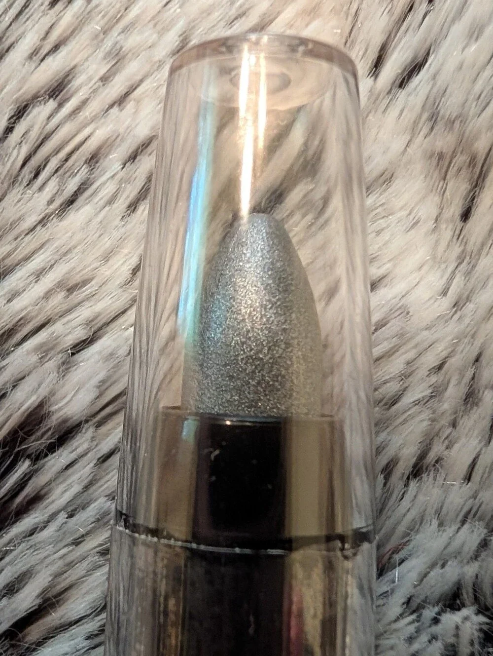 Dazzling Grey Eyeshadow Stick - Silver Grey #02